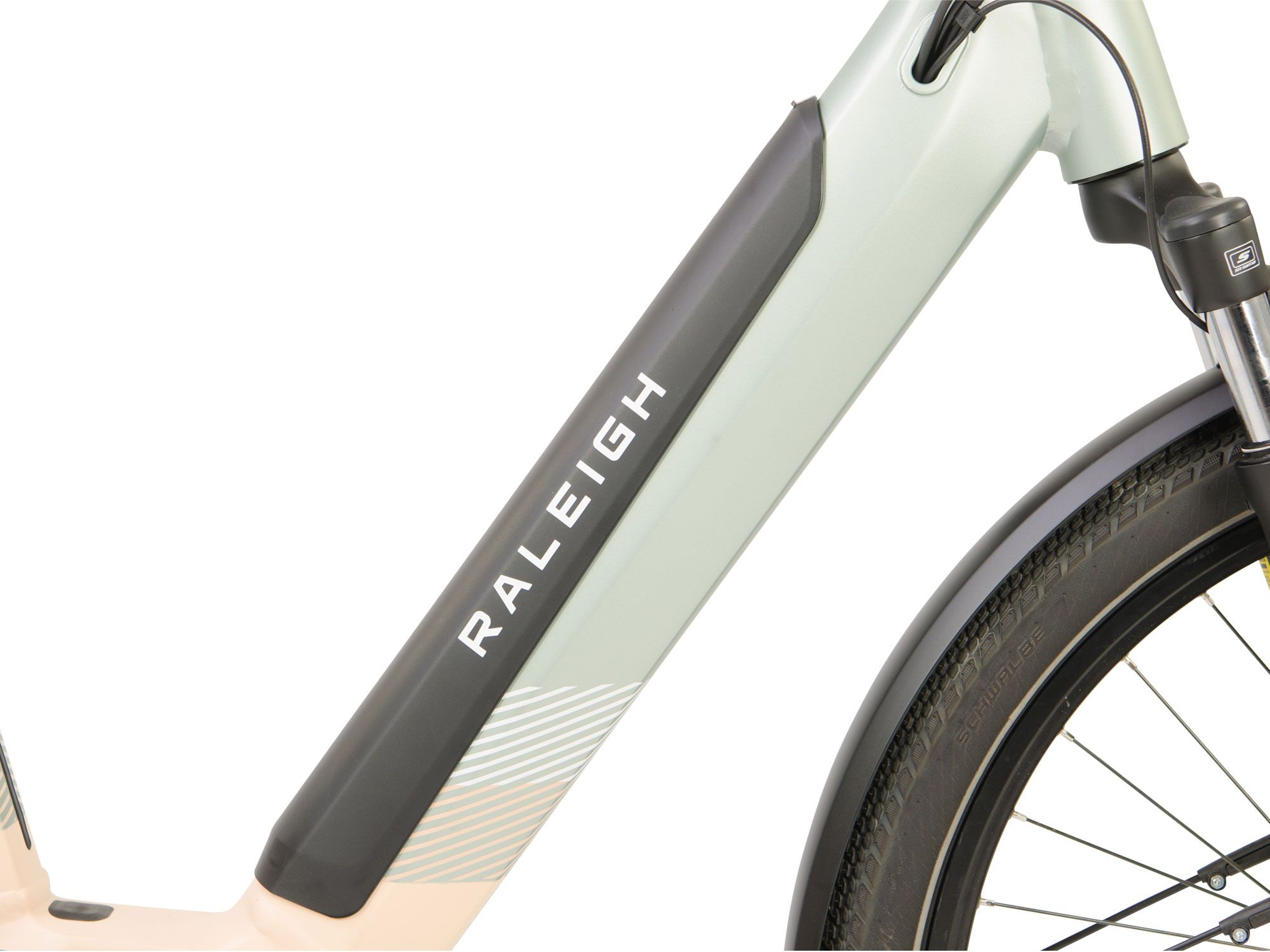 carrera carbon fibre mountain bike